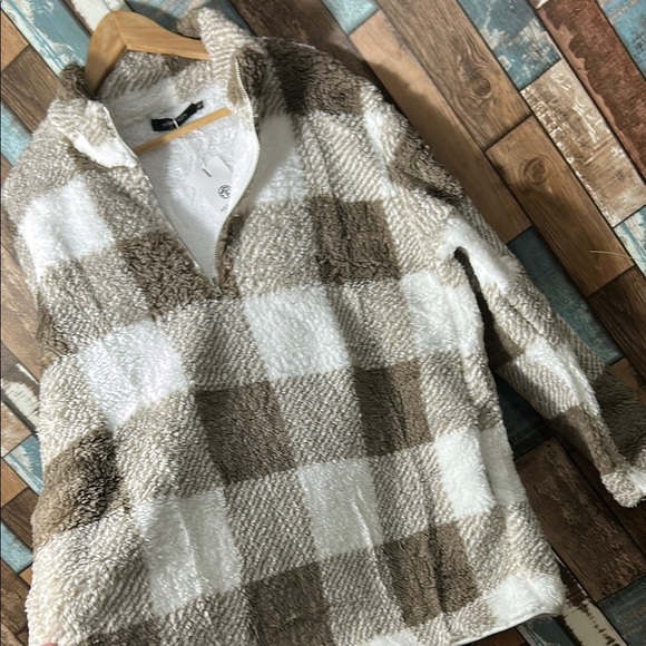 MEROKEETY XL Cozy Plaid Fleece Pullover - Picture 10 of 15